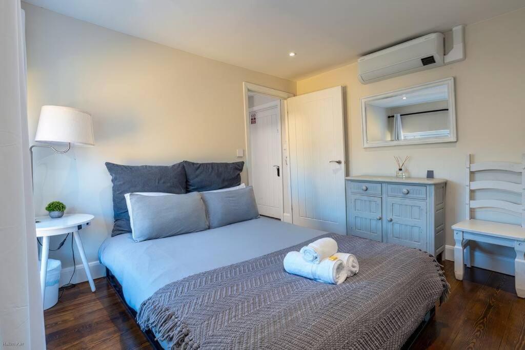 Smart-Home In Original Victorian Building Bristol Exterior photo