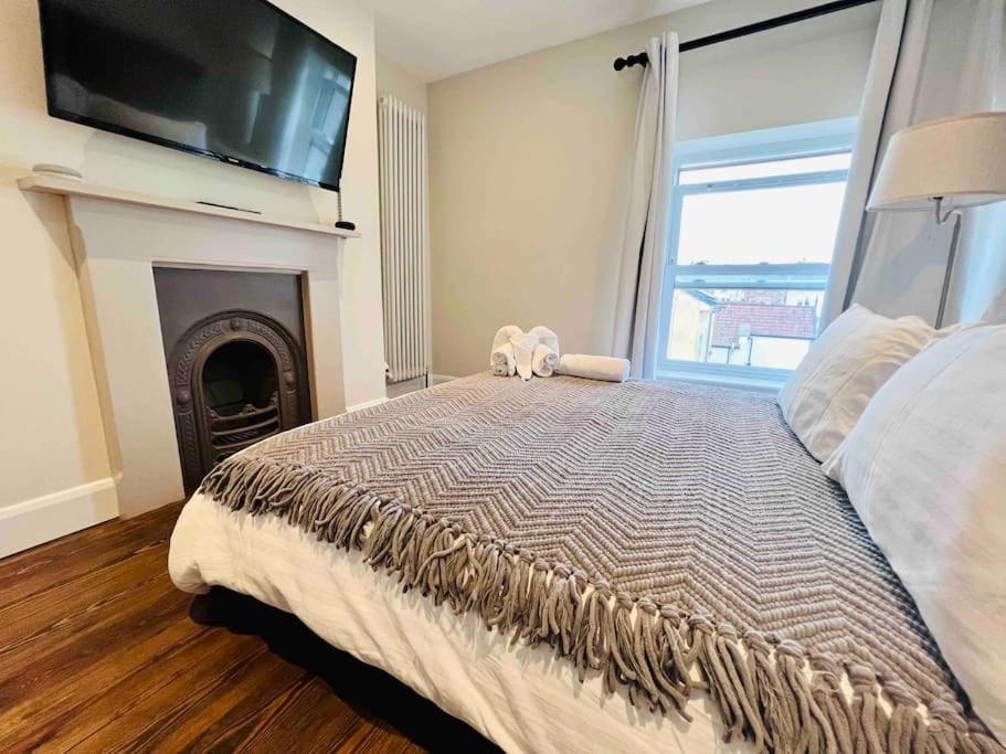 Smart-Home In Original Victorian Building Bristol Exterior photo